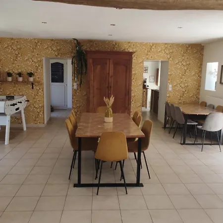 Du Bois Richer 4 Etoiles 15 Personnes Avec Piscine Fougere (Maine-et-Loire)