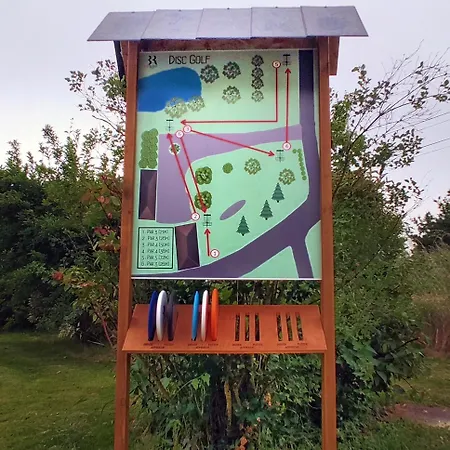 Du Bois Richer 4 Etoiles Avec Piscine * Fougere (Maine-et-Loire)