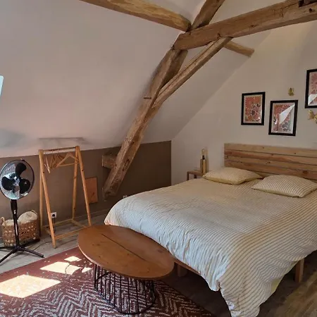 Holiday home Du Bois Richer 4 Etoiles Avec Piscine Fougere (Maine-et-Loire)