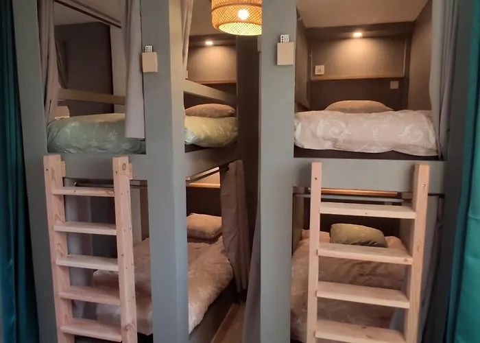 Du Bois Richer 4 étoiles Avec Piscine * Fougere (Maine-et-Loire)