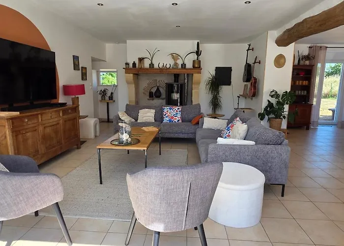 Du Bois Richer 4 étoiles Avec Piscine Casa vacanze Fougere (Maine-et-Loire)